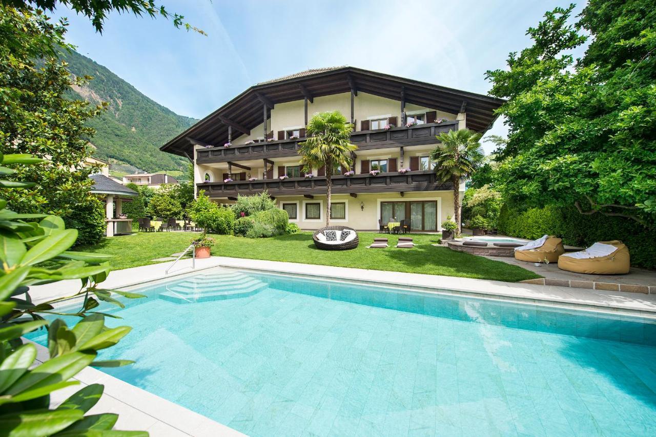 Hotel Verena Lana Luaran gambar